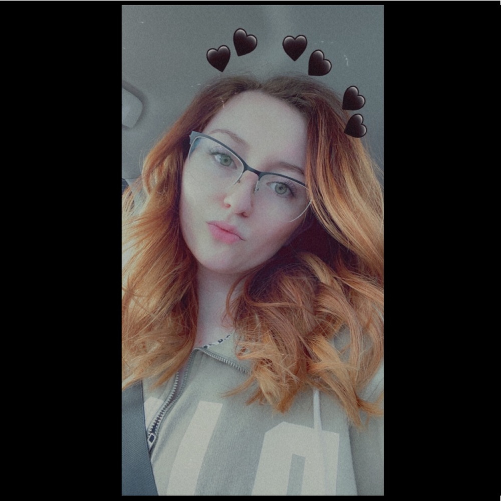 Meet your Posher, Hannah